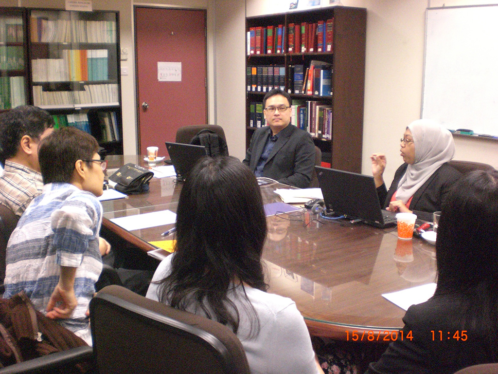 Ms Wan Nor Sakina Binti Saad and Mr Lim Ju Vynn, both Senior Federal Counsel of the Law Revision and Law Reform Division of the Attorney General's Chambers in Malaysia, had spent 5 working days (11 to 15 August 2014) in the LRC Secretariat to observe and to be briefed on its operation, and had also briefly introduced their work to the staff of the Secretariat.