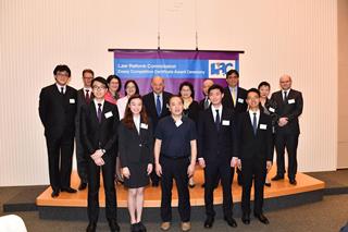 Ms Teresa Cheng, SC, the Hon Chief Justice Geoffrey Ma, Adjudicating Panel Members,  sponsors of the competition and finalists